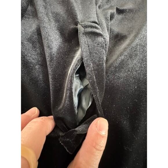 "CHICOS" Black Velvet Cardigan/Blazer Large BUttons Y2K Vintage Cropped Formal - Picture 7 of 9